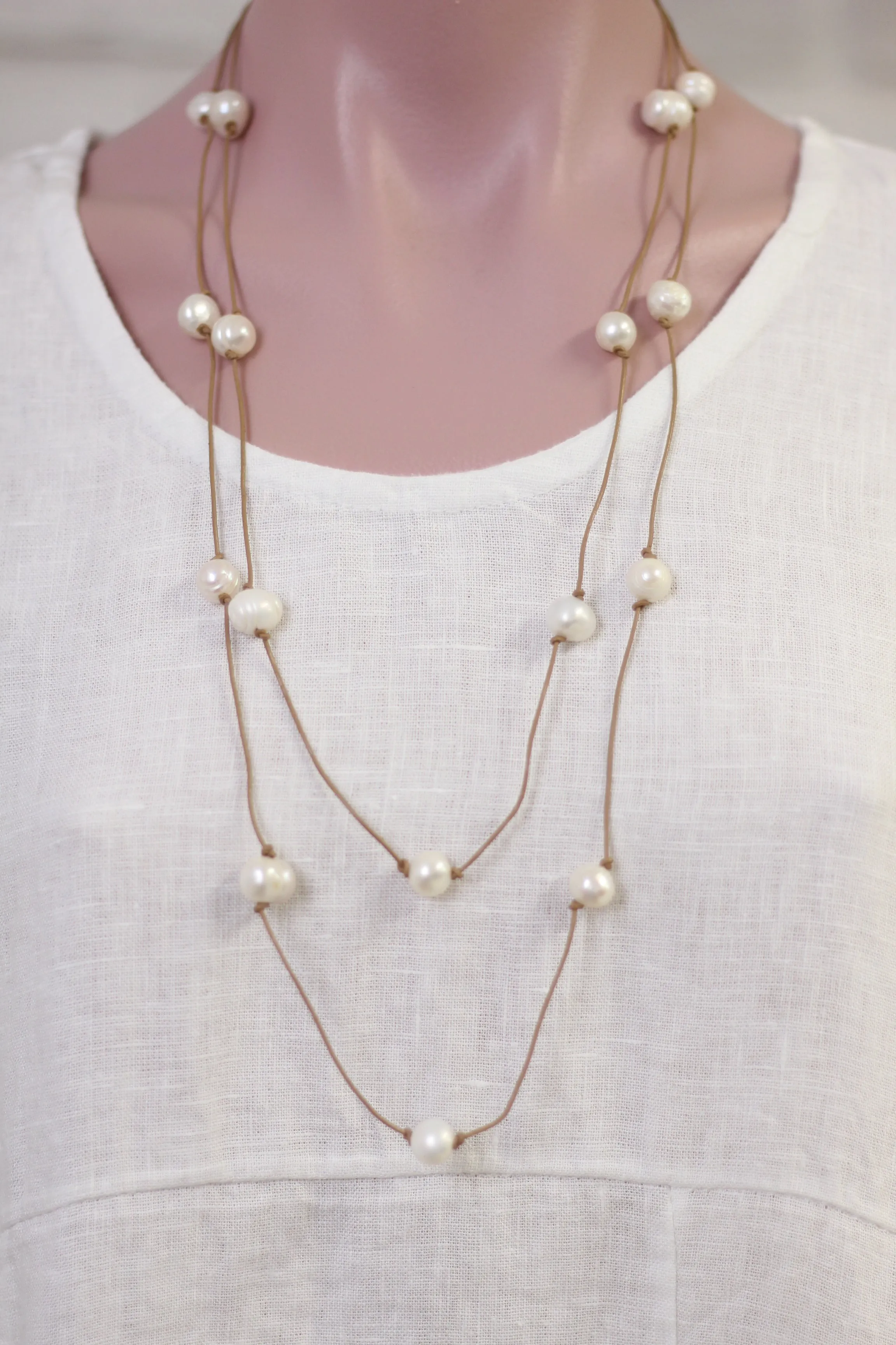 Zarina Pearl Necklace